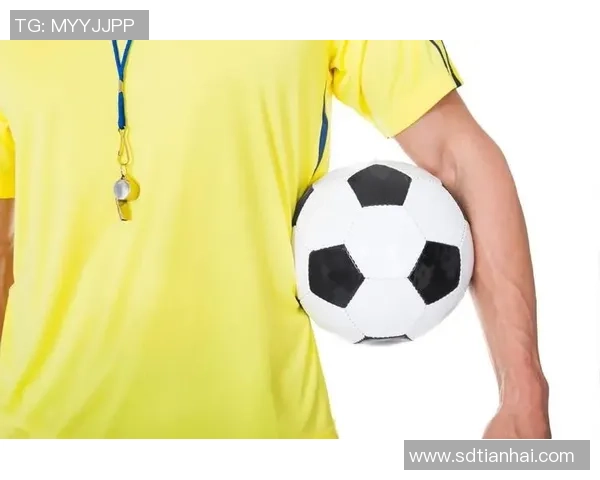 天等足球球星引领新时代运动风潮，成就足球传奇与社会影响力并驾齐驱